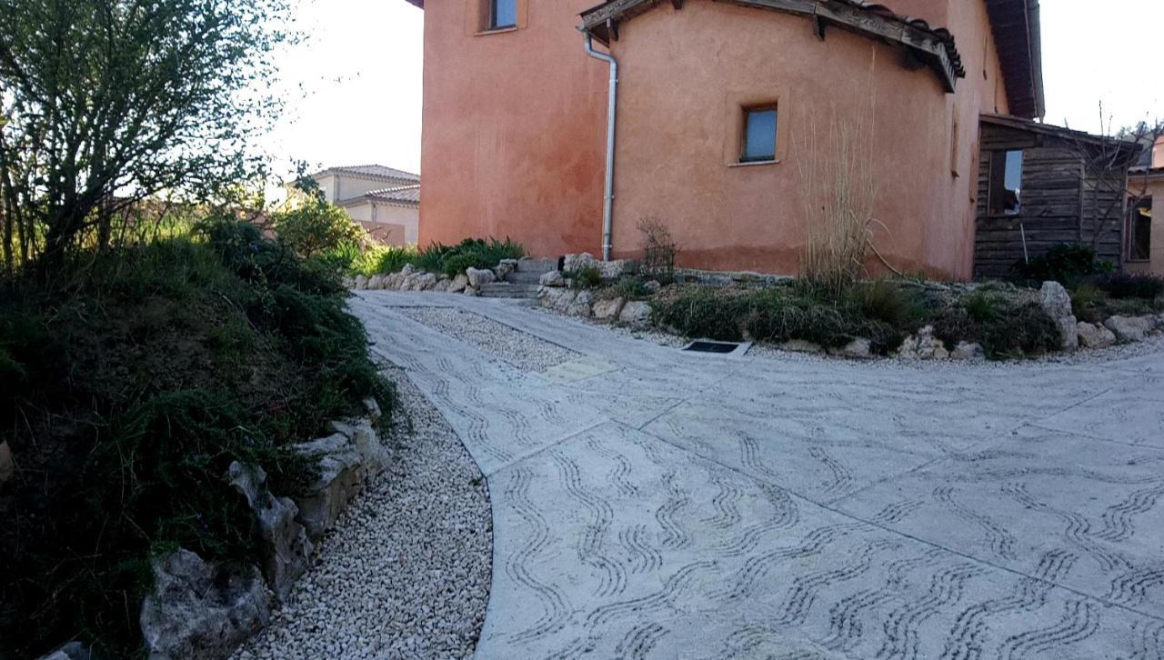 Brindepaille Panzió Vallon-Pont-dʼArc Kültér fotó